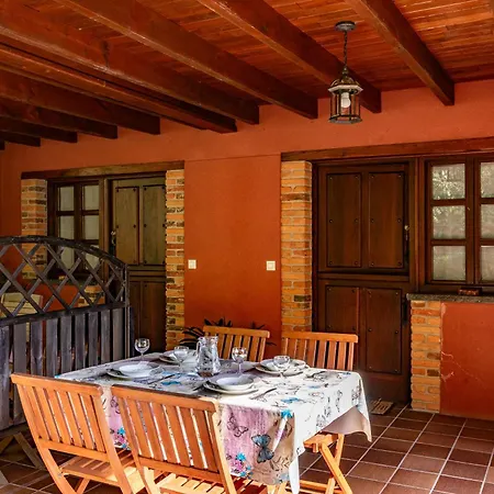 Εξοχικό σπίτι Comeya *